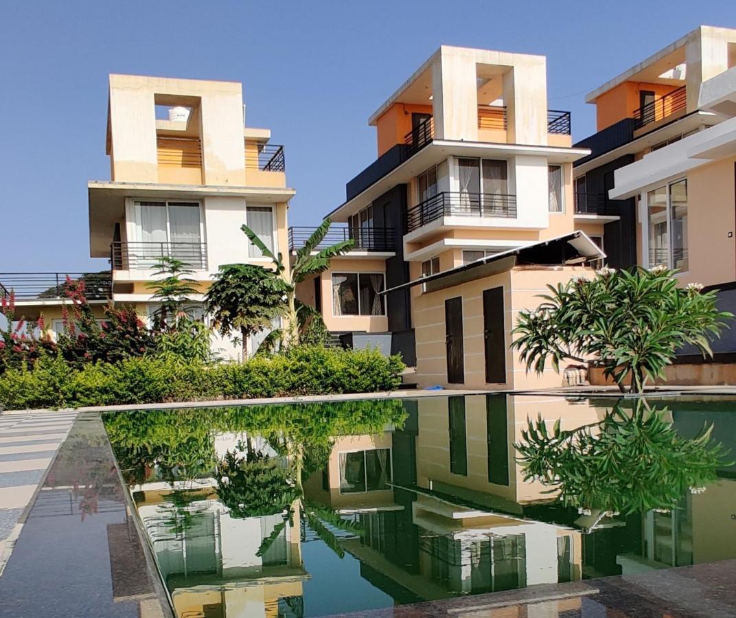 Royal Meadows - Igatpuri Bungalow C Dış mekan fotoğraf