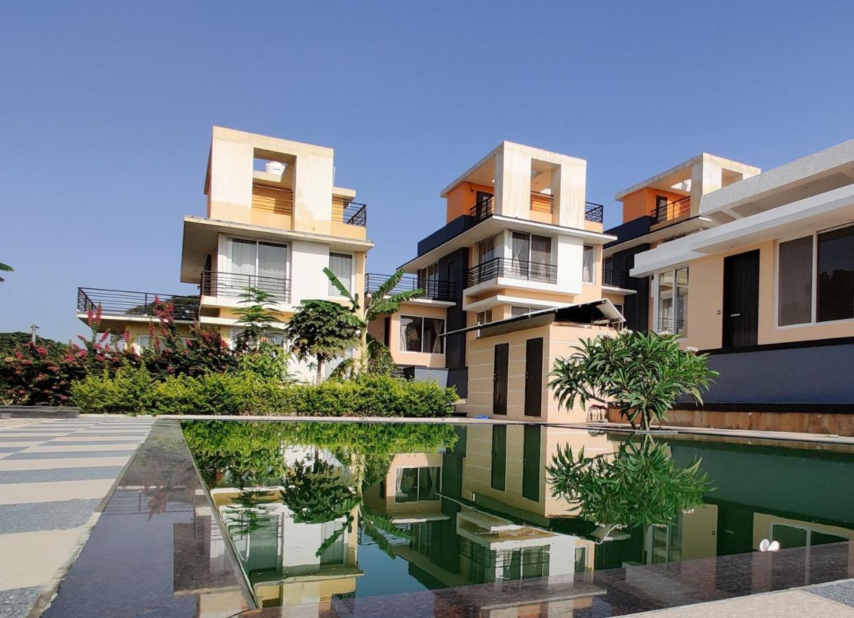 Royal Meadows - Igatpuri Bungalow C Dış mekan fotoğraf