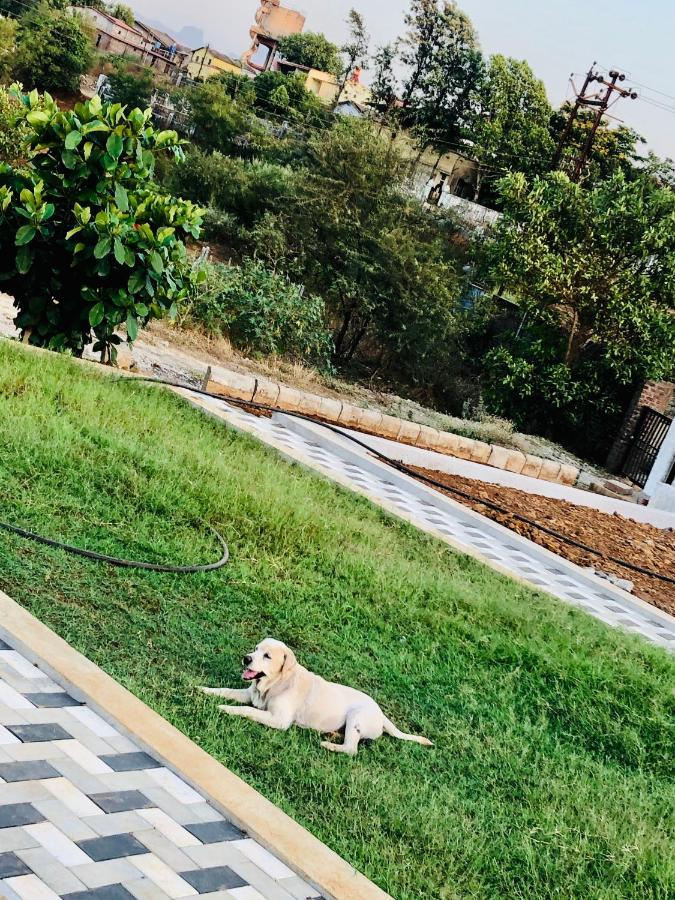 Royal Meadows - Igatpuri Bungalow C Dış mekan fotoğraf