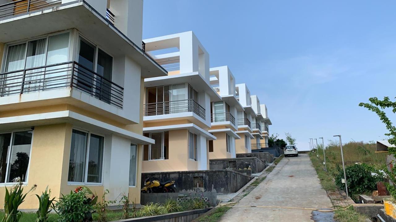 Royal Meadows - Igatpuri Bungalow C Dış mekan fotoğraf